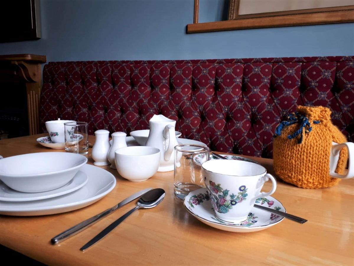 Corsewall Arms Guest House Странрер Екстериор снимка