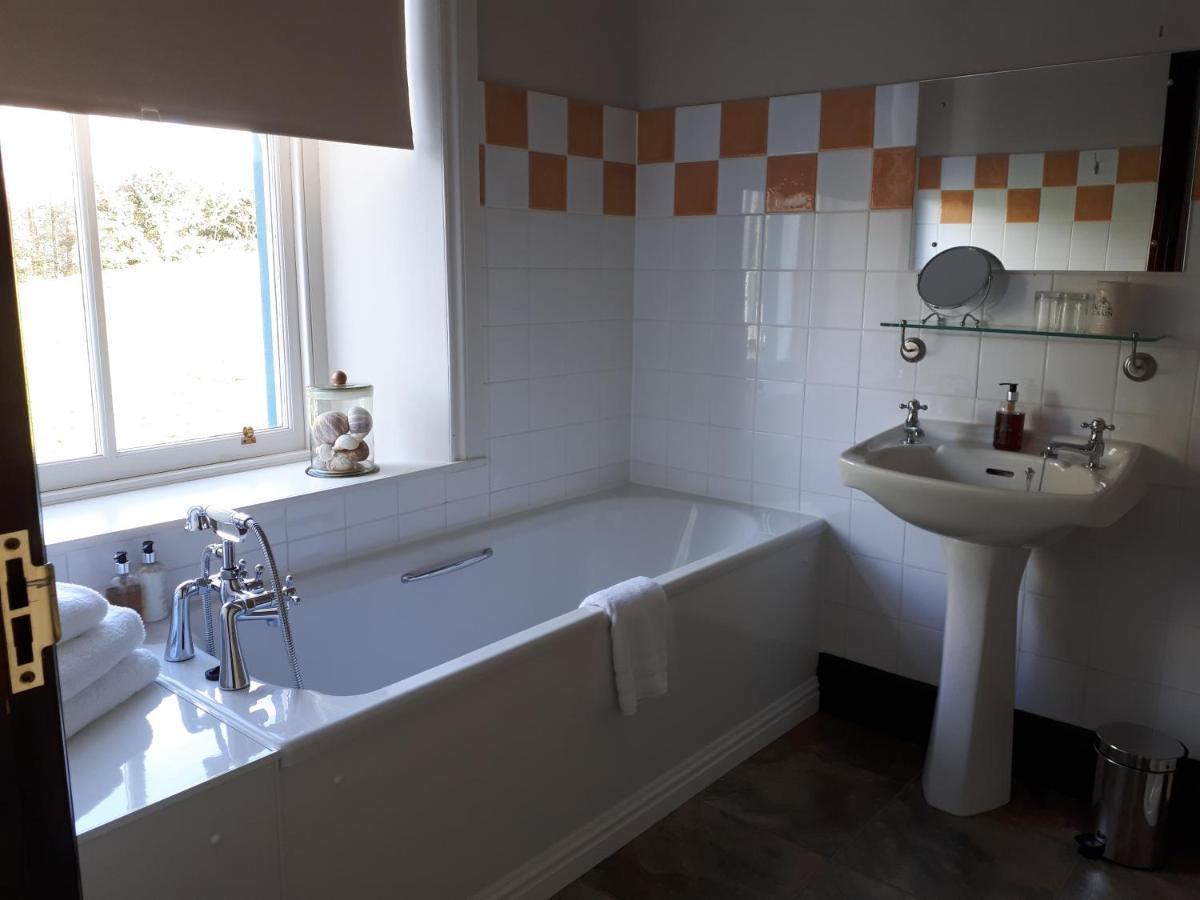 Corsewall Arms Guest House Странрер Екстериор снимка