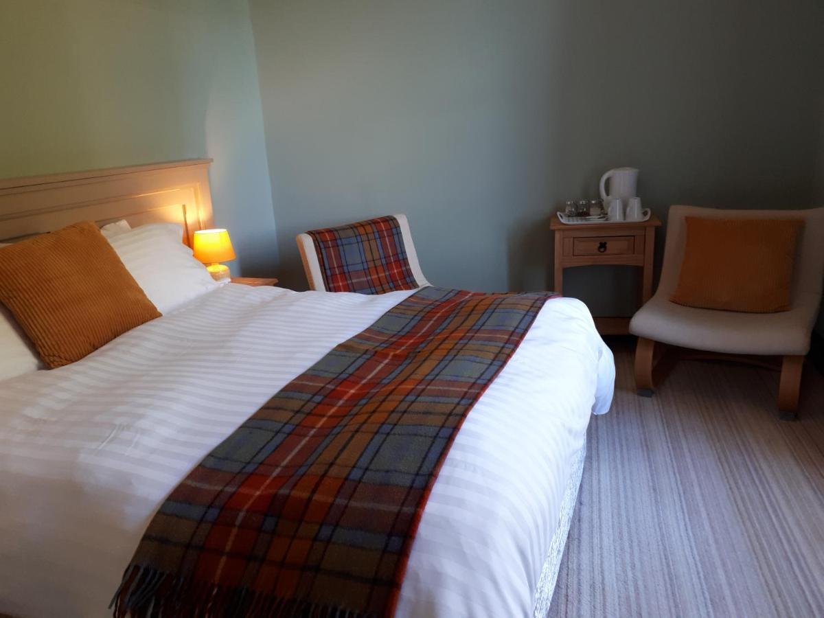 Corsewall Arms Guest House Странрер Екстериор снимка